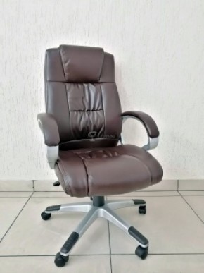 Кресло Barneo K-6 для руководителя (коричневая экокожа) в Агрызе - agryz.ok-mebel.com | фото 1