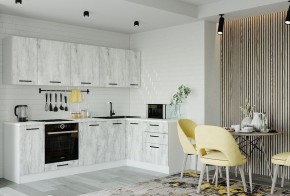 Кухонный гарнитур угловой Пайн 2600х1600 (Стол. 38мм) в Агрызе - agryz.ok-mebel.com | фото