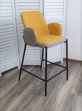 Полубарный стул NYX (H=65cm) VF106 желтый / VF120 серый М-City в Агрызе - agryz.ok-mebel.com | фото